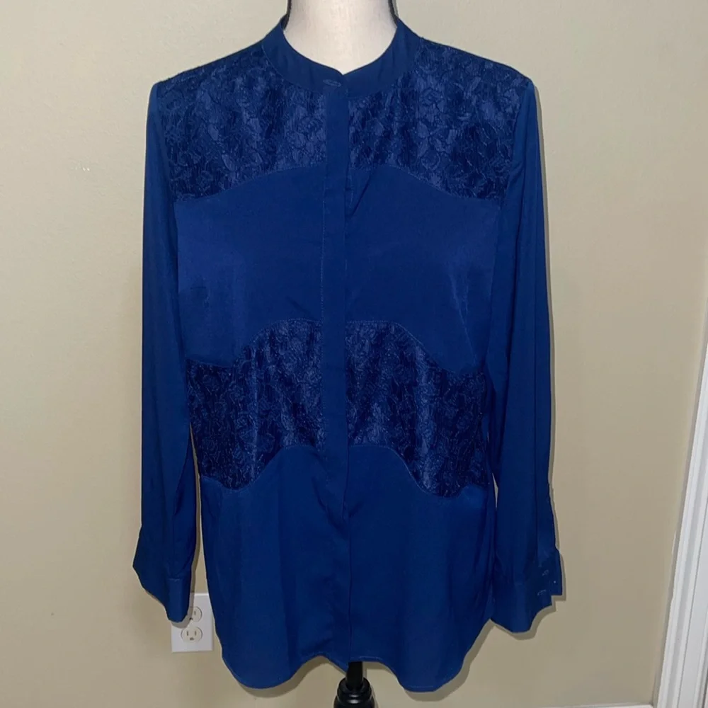 a.n.a blue lace button down business casual top size petite large - Picture 1 of 4